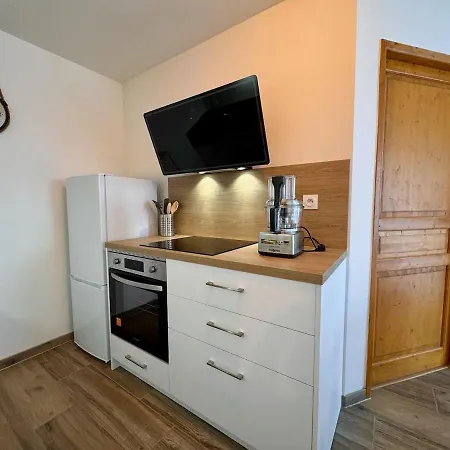 4 Pers A 200m Du Skyvall Apartamento